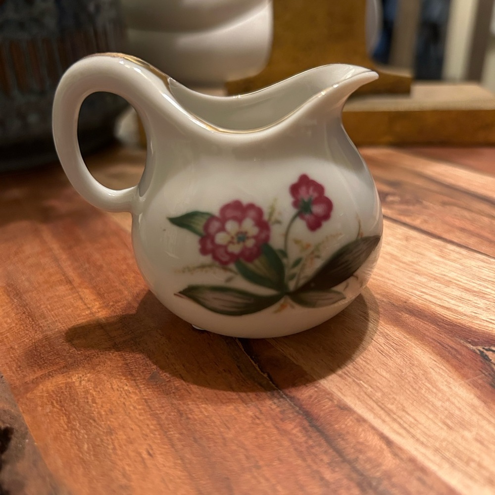 Ceramic mini pitcher